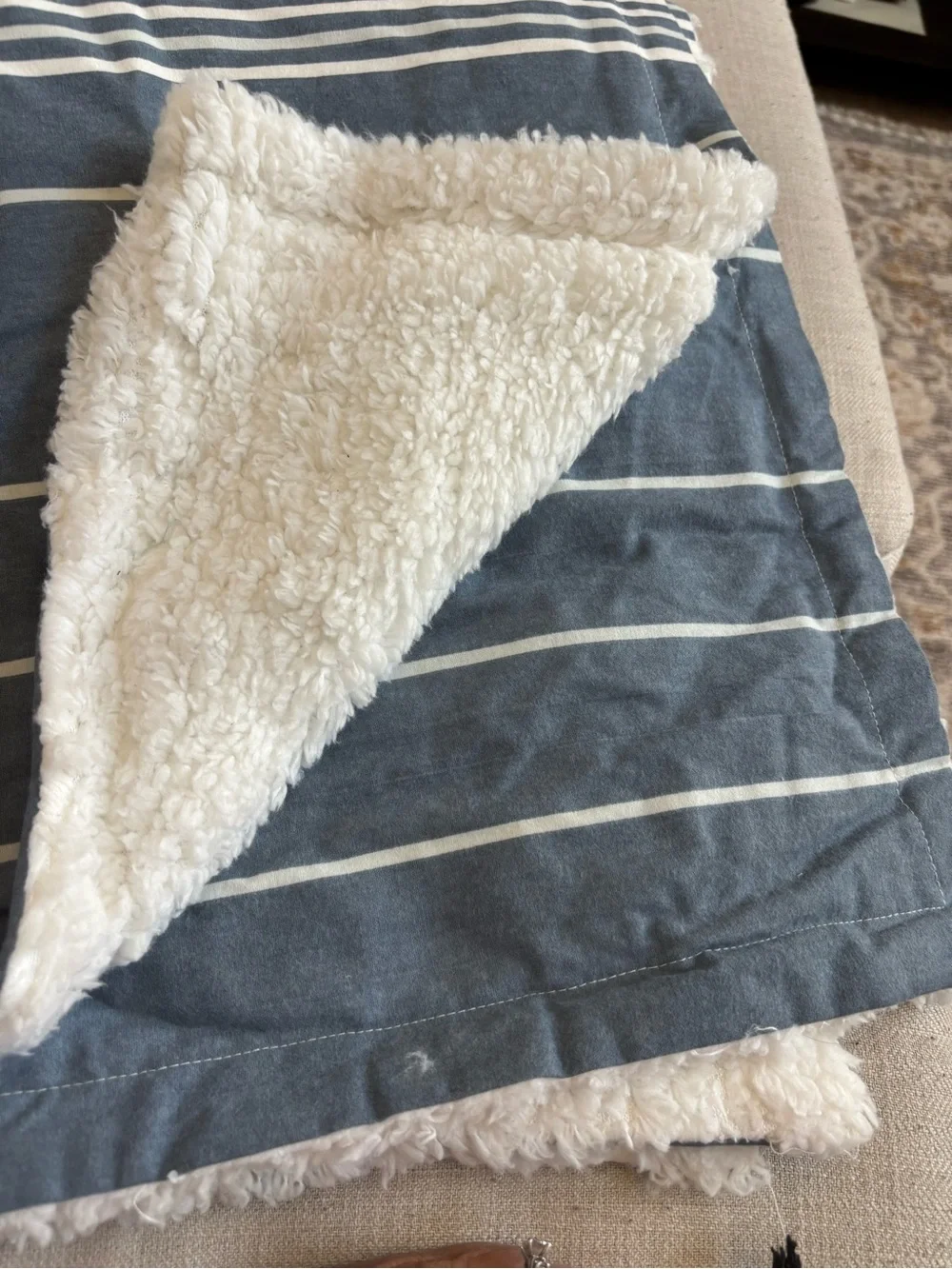 UGG Queen Comforter Set Cornflower Blue Stripe Sherpa Lined Cozy Bedding